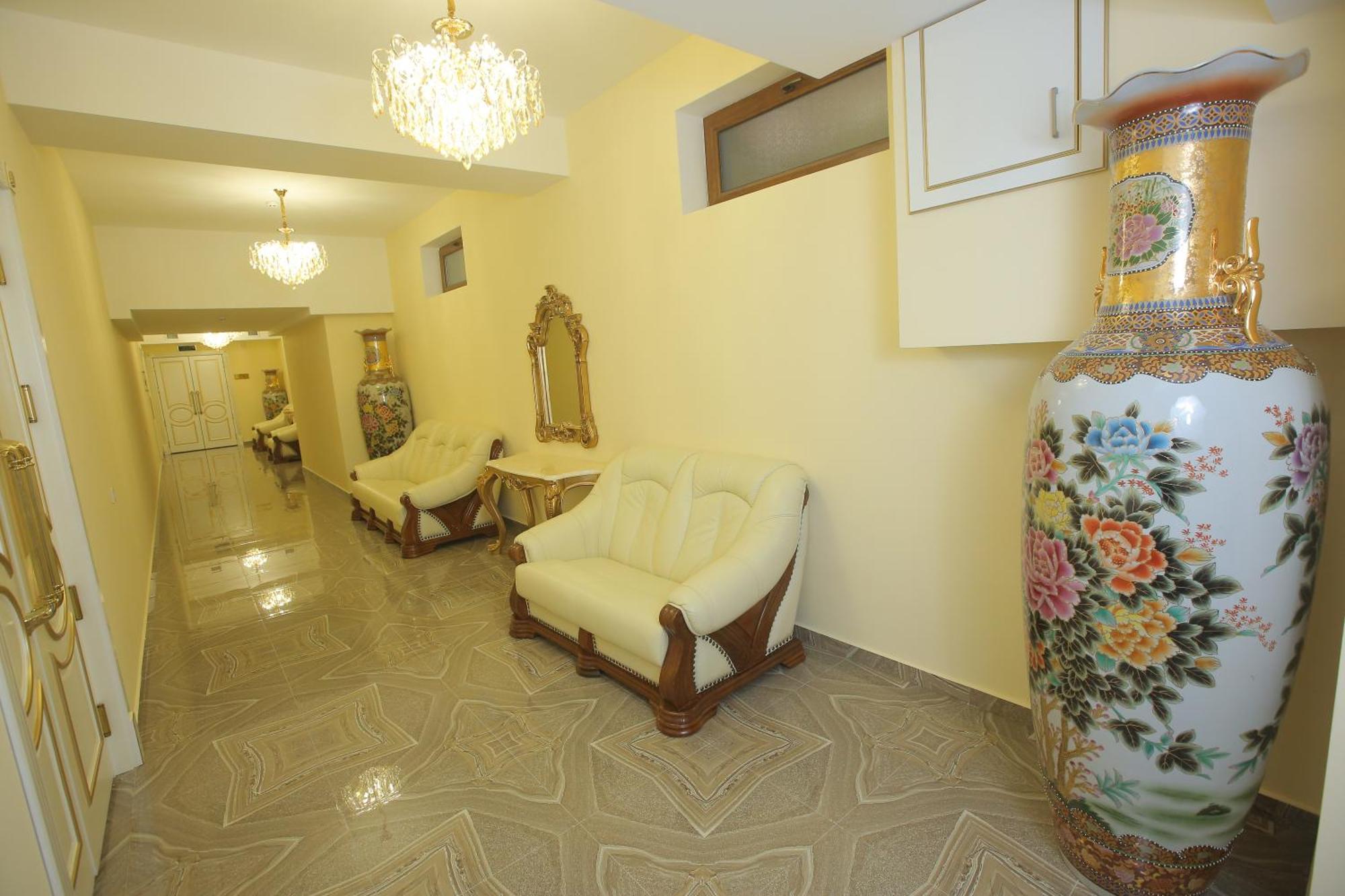 Velara Hotel Tashkent Esterno foto